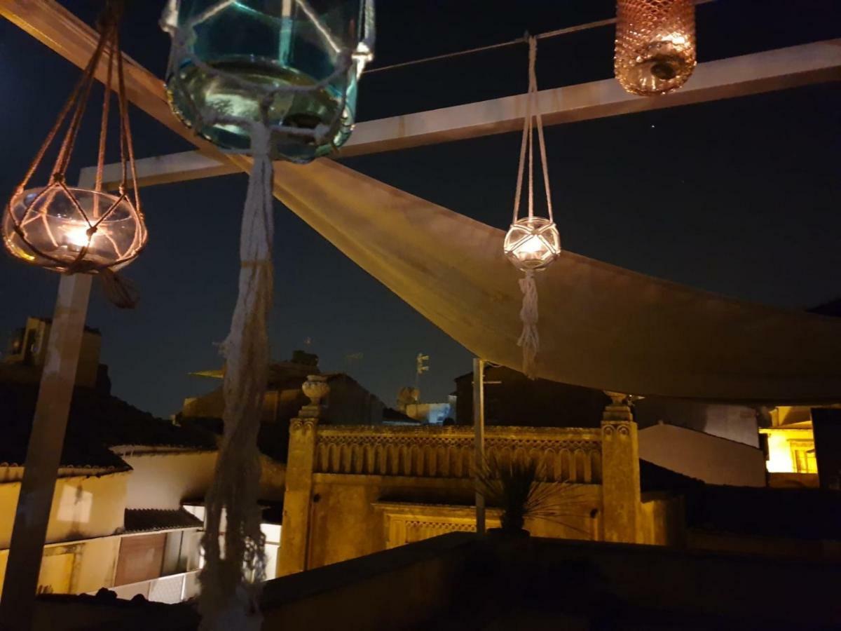 Love At First Sight Noto Exterior foto